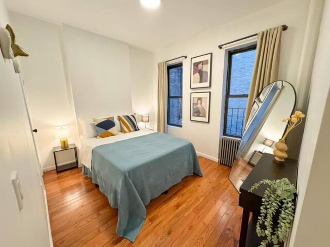 1727-3rs Renovated 3br2bath Ues New York